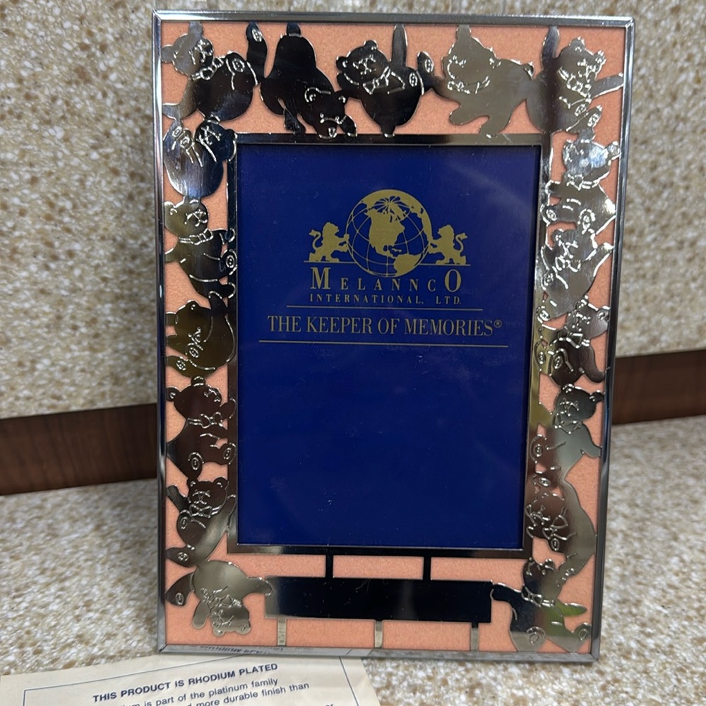 Melannco International Teddy Bear Frame